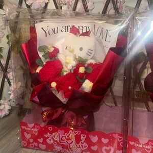 Hello kitty Plush knitted Bouquet